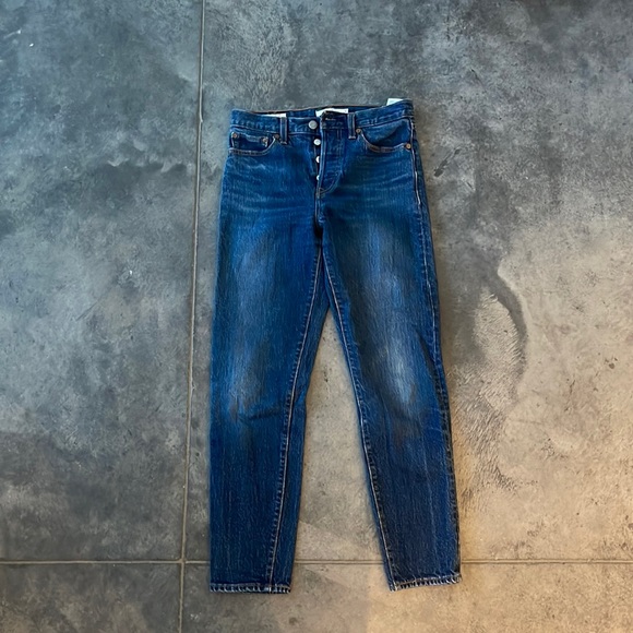 Levi’s Wedgie Straight Denim 26 - Picture 1 of 4
